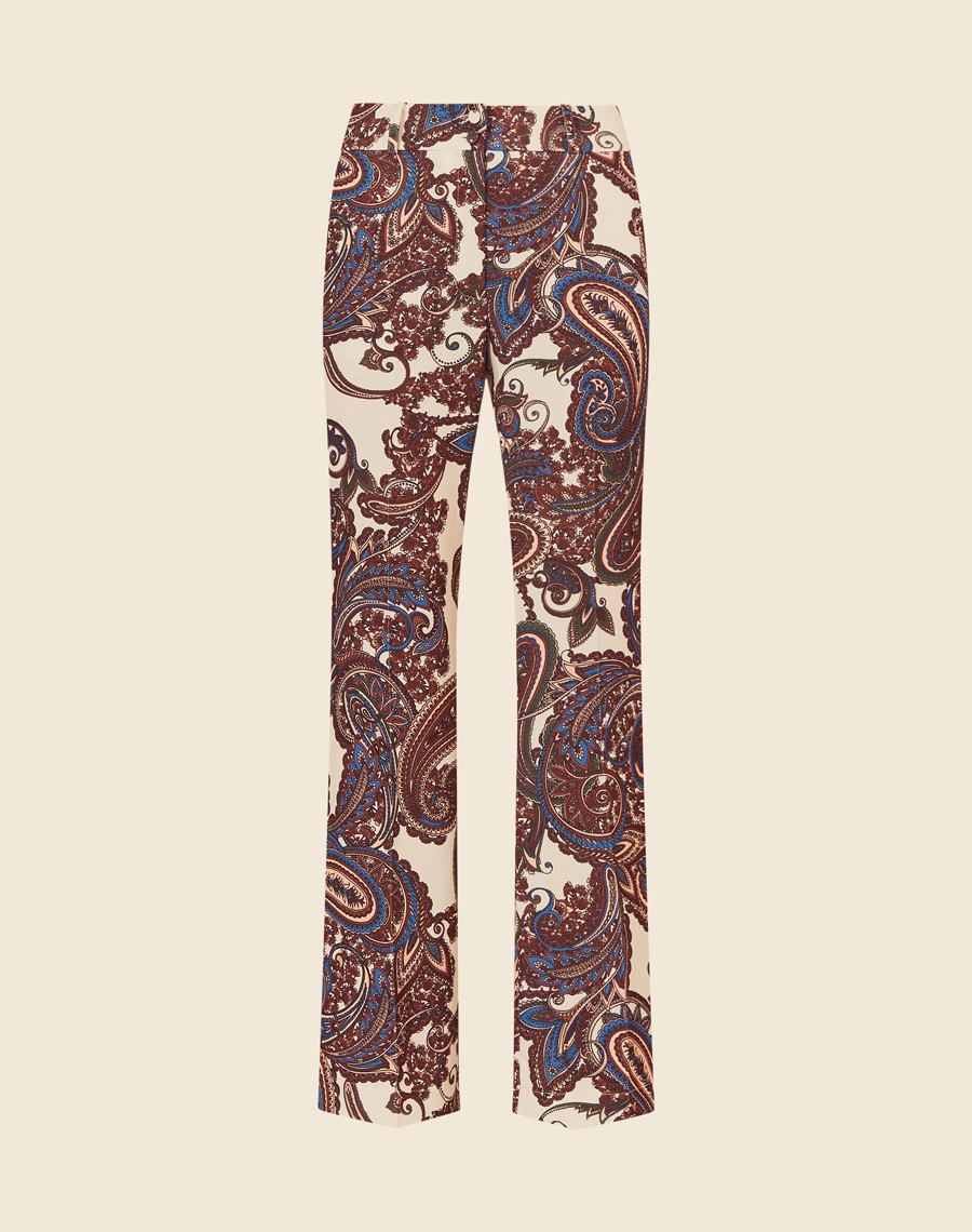 A Calça Raphaela é confeccionada em crepe magic, um tecido de toque suave e levemente texturizado. A estampa paisley exclusiva Amissima torna essa calça única e  cheia de personalidade, perfeita para diversas ocasiões.