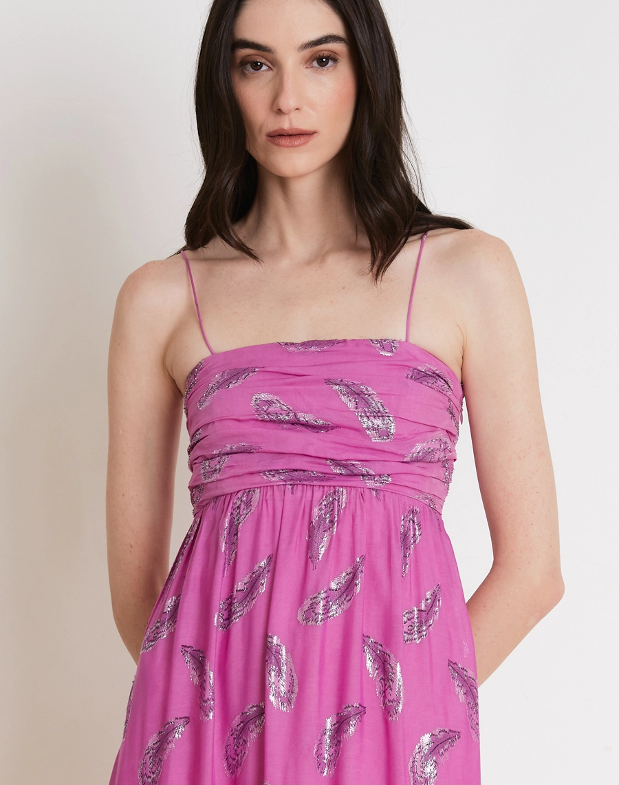 O Vestido Longo Paloma é confeccionado em viscose com toque de seda, um tecido leve, macio e de excelente fluidez. <BR/>