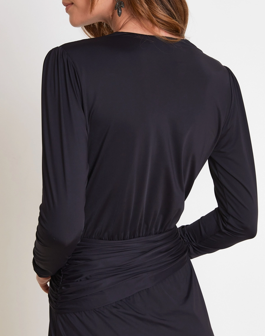 O Vestido Longo Zurick é confeccionado em Fluity, tecido conhecido pelo toque extremamente macio, elasticidade e caimento. <br/>