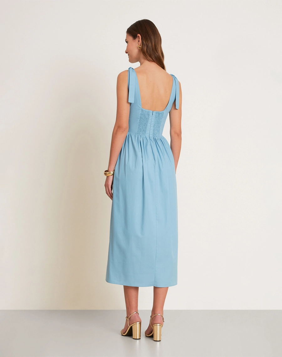 O Vestido Midi Adriana é confeccionado em Paper, tecido de toque leve e confortável, com estrutura que proporciona bom caimento e modelagem definida. <br/>