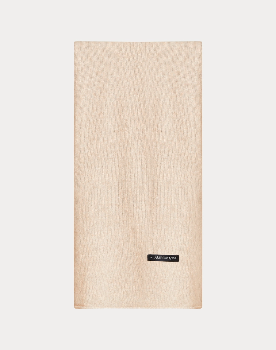 Xale Cashmere confeccionado em lã, tecido natural reconhecido pelo excelente isolamento térmico, respirabilidade e toque aconchegante.
